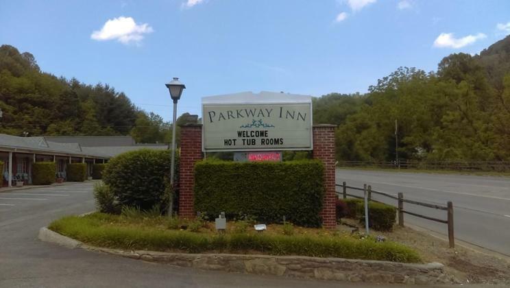 Parkway Inn Waynesville Exterior foto